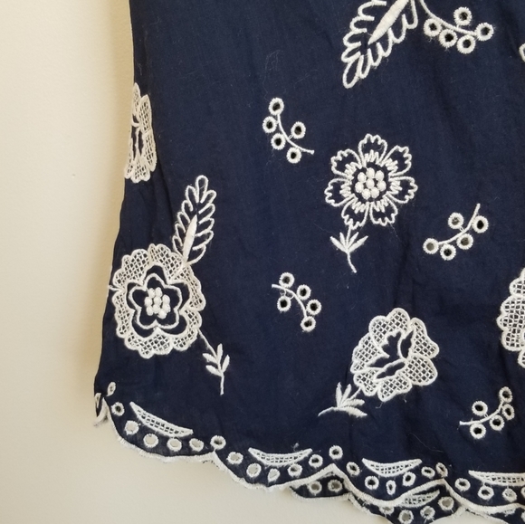 Anthropologie Moulinette Soeurs Navy Blue Embroidered Blouse Tank Size 0 - Picture 4 of 9